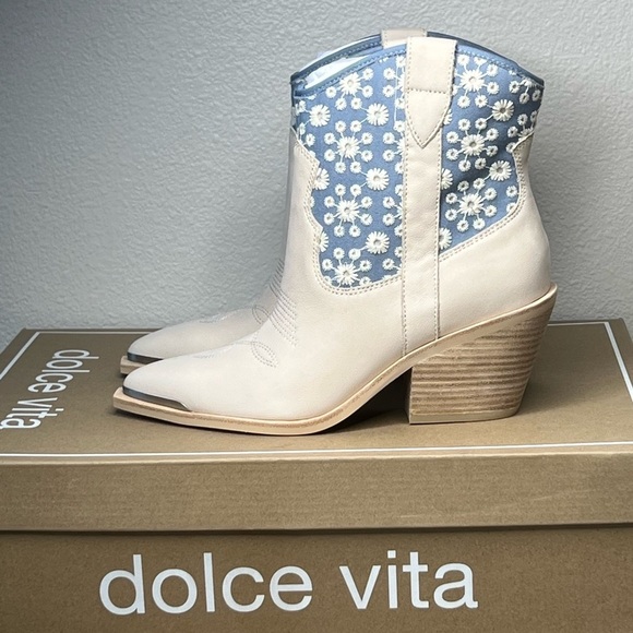 Dolce Vita Blue Floral Western Boots 7.5 NWT - Picture 6 of 8